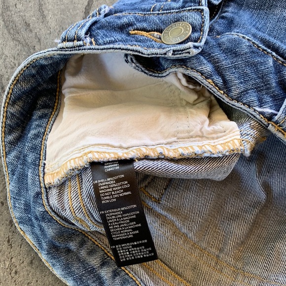 Distressed Cuffed Super Low Rise Waist Jean Shorts - Picture 4 of 4